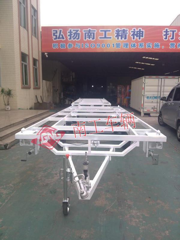4吨房车底盘 全挂赢博(中国)