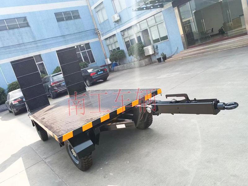 3吨带爬梯工业牵引赢博(中国)
