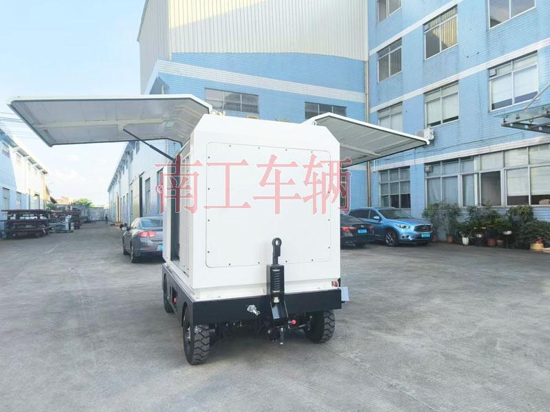 2吨电动赢博(中国) 飞翼箱式电动工具拖车