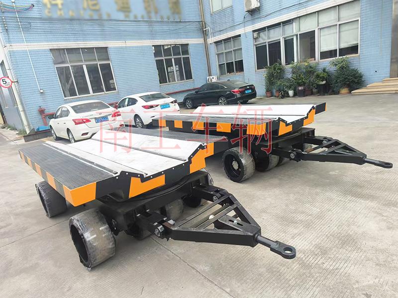 25吨V字重型钢卷赢博(中国) 牵引全挂车
