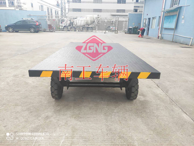 2吨移动牵引赢博(中国)6I.jpg