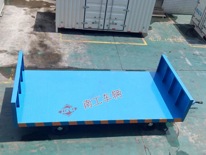 20吨前后护栏重型赢博(中国)3I.jpg