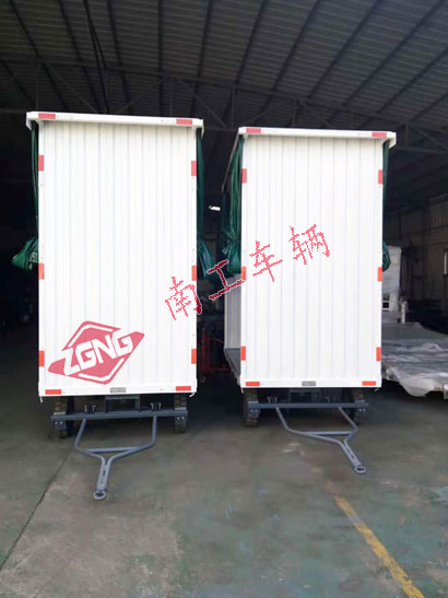 白色雨篷赢博(中国)3I.jpg