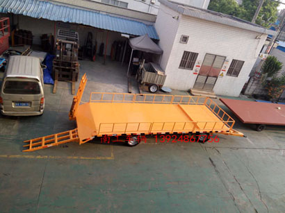 5吨带登车桥护栏型赢博(中国)6I.jpg
