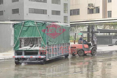 升降雨篷赢博(中国)6I.jpg