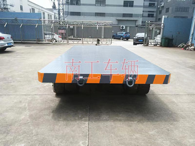 25吨重型工业赢博(中国)全挂式牵引拖车底盘带牵引环1I.jpg