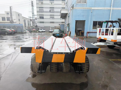 25吨V字重型钢卷赢博(中国)2I.jpg