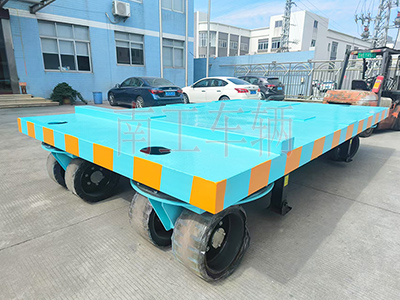 18吨重型赢博(中国) 四个转盘工具拖车2I.jpg