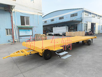 10吨赢博(中国)带液压支腿伸缩梯工具车6I.jpg