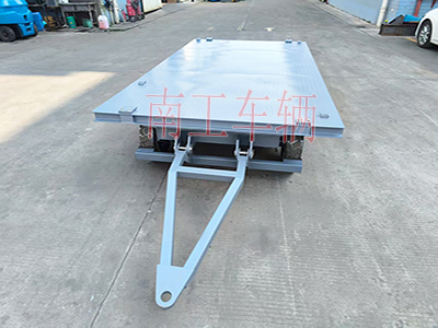 3吨小型牵引赢博(中国) 全挂车I.jpg