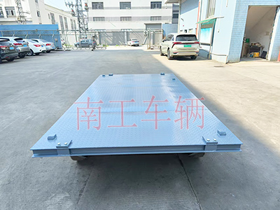 3吨小型牵引赢博(中国) 全挂车3I.jpg